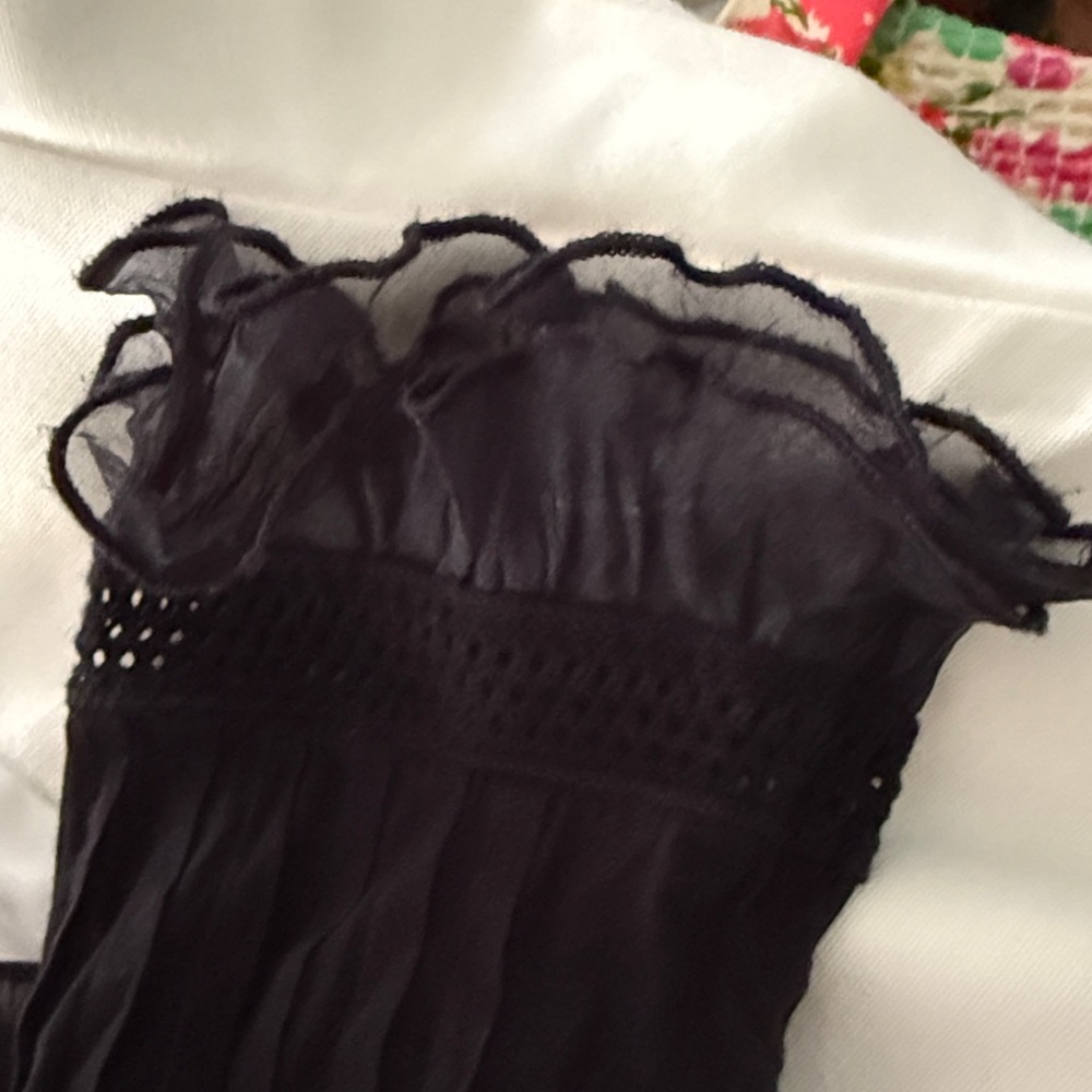 EUC Doen Cassis Pintuck Prairie Victorian Ruffled Button Back Chiffon Blouse XS - Picture 5 of 10